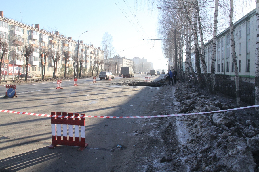 В Рыбинске закрылся на ремонт аварийный участок проспекта Ленина