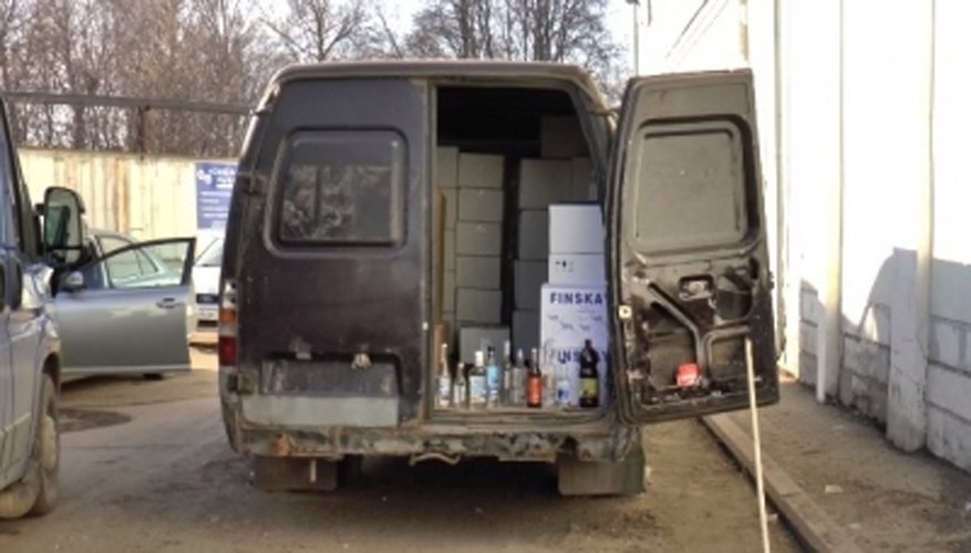 В Ярославле полицейские изъяли тысячу литров алкоголя