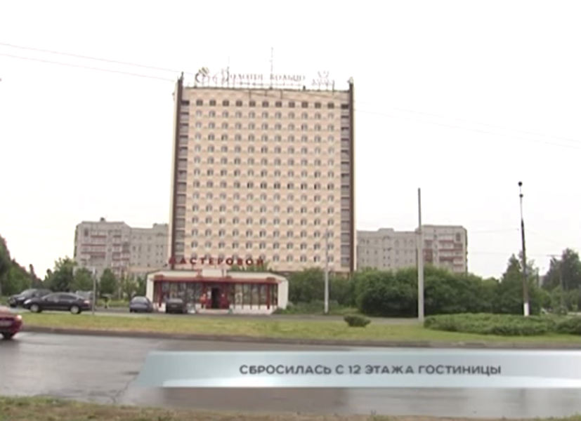 45-летняя туристка из Ярославской области выбросилась с 12 этажа во Владимире