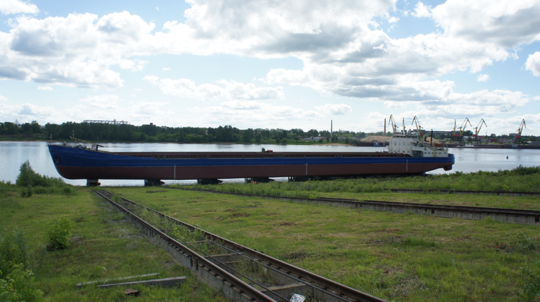 В Рыбинске спущен на воду отремонтированный сухогруз «Волго-Дон 201»