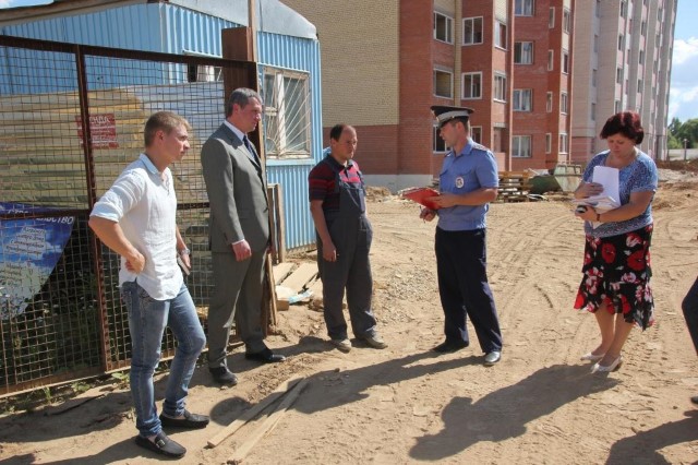 Строительная фирма может заплатить до 300 тысяч рублей за нарушение правил содержания строительных площадок