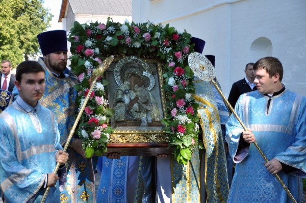 Крестный ход с иконой Толгской Богоматери пройдет по берегу Волги 20 августа