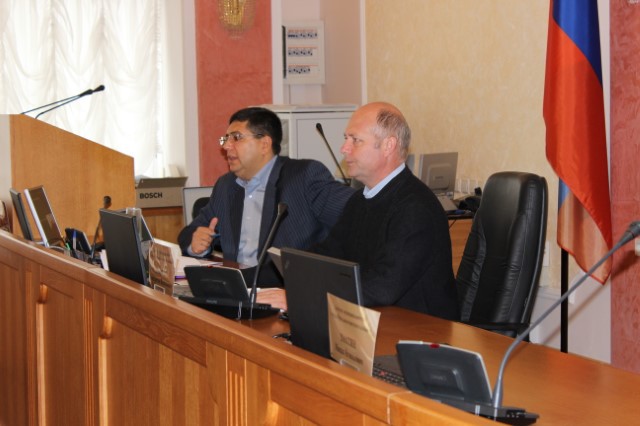 В муниципалитете Ярославля готовятся к депутатским слушаниям по вопросу муниципальных программ