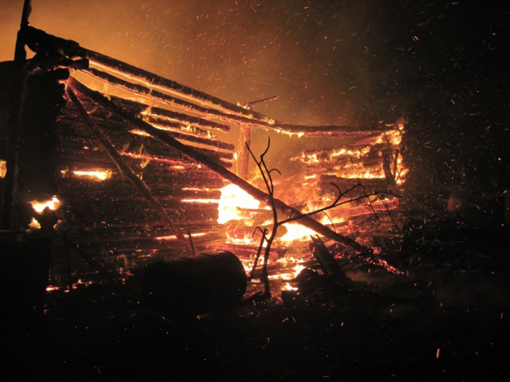 Два человека пострадали от пожаров жилых домов в Ярославской области