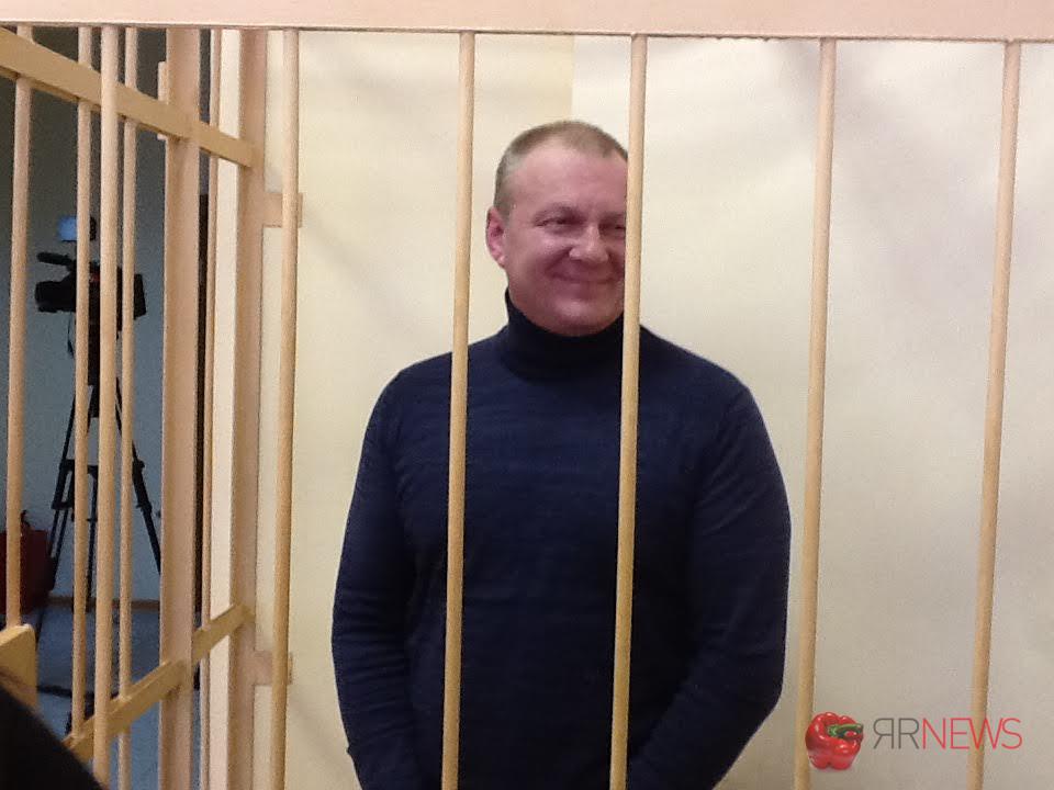 Леонида Комарова отпустили под домашний арест