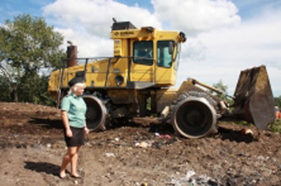 В Ярославле уничтожили контрафактные одежду, обувь, сумки и бижутерию