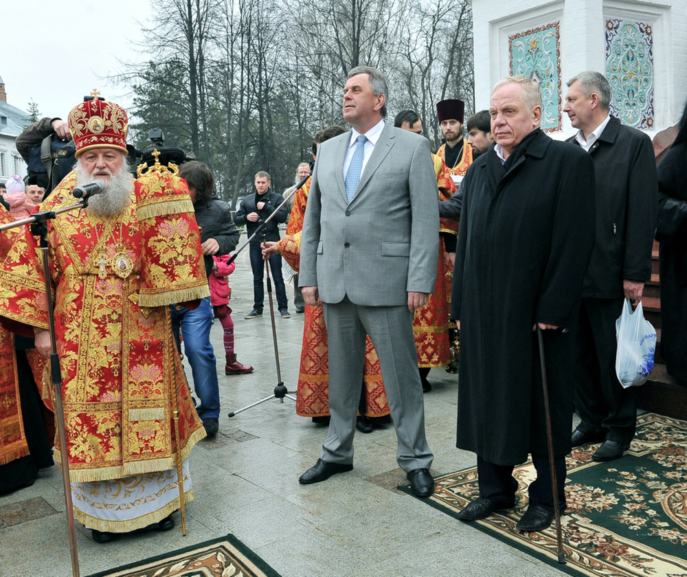 Успенский собор в Ярославле вход