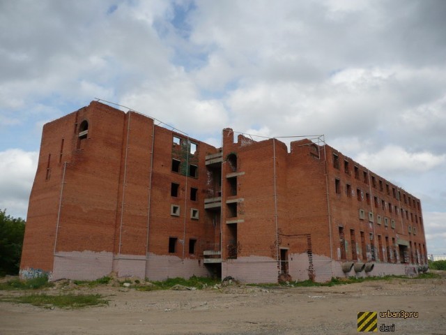 В Ярославле планируют уже в этом году приступить к сносу недостроенной гостиницы «Чайка»