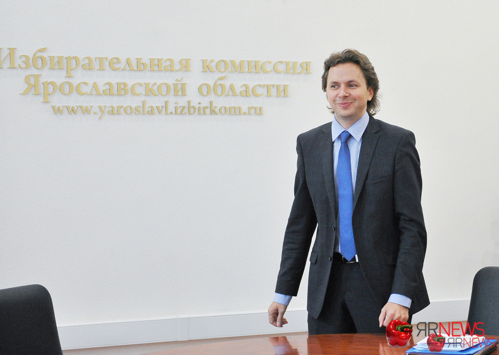 Бывший руководитель избирательной комиссии Ярославской области Денис Васильев совмещал сразу две должности
