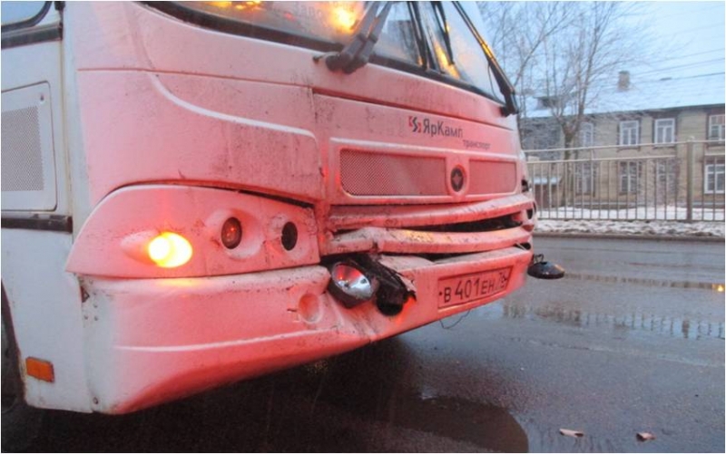 ДТП с маршрутками в Ярославле: в каком состоянии девять пострадавших пассажиров