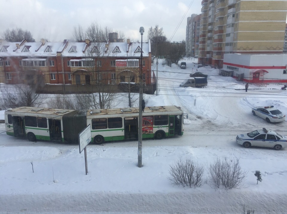 В Ярославле пассажирский автобус-«гармошка» сбил пенсионерку