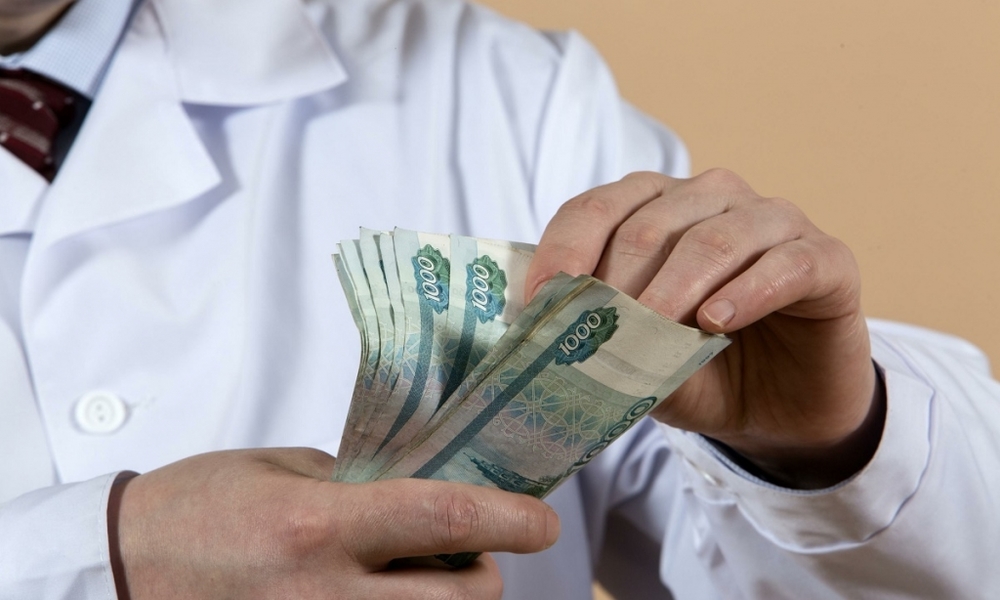 Это нравственное преступление: ярославцы обсуждают зарплаты руководителей больниц