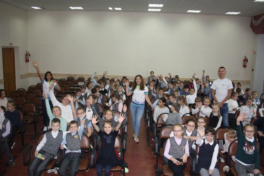 Сотрудники ПАО «ТНС энерго Ярославль» провели уроки энергосбережения для школьников