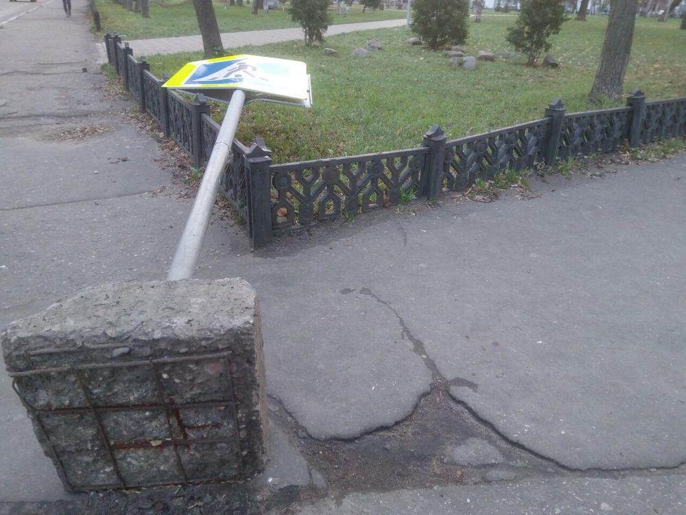 Ураган в Ярославле оставил без тепла больницу, детсады и школы