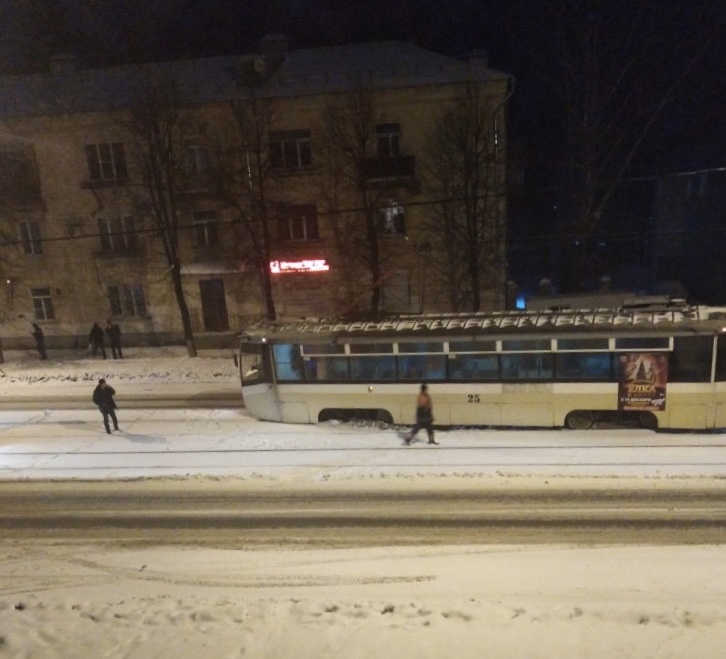 В Ярославле назвали причину схода трамвая с рельсов