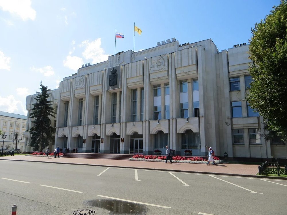 Ярославское правительство просят расширить список работающих предприятий