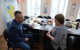 «Спасибо вам большое»: губернатор Ярославской области встретился с мамой военнослужащего