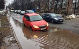 Владелица утонувшего в дорожной яме автомобиля обратилась к ярославскому губернатору