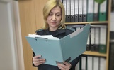 Ярославские приставы взыскали с осужденного за мошенничество врача-онколога 1,2 миллиона