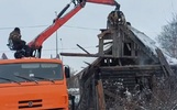 В Ростовском районе ломают заброшенные дома