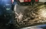 В Рыбинске при пожаре в гараже пострадали люди и машины