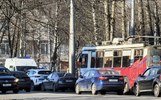 В Ярославле легковушка сбила водителя троллейбуса