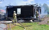 В Ярославской области из-за неисправного холодильника сгорел дом