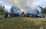 В ярославской деревне пять часов тушили дом с пристройками