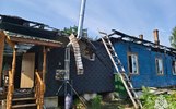 В МЧС назвали причину пожара в доме под Ярославлем, где погибли дедушка с внуком