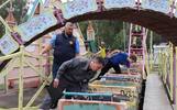 Ярославский омбудсмен проверил аттракционы в парке «Юбилейный»