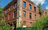 В Ярославле забаррикадируют корпуса на Калмыковых
