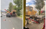 В Ярославле внедорожник въехал в автокран