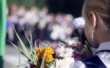Ведро или один от всех: нужны ли ярославским педагогам цветы на 1 сентября