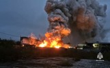 В ярославской промзоне горят емкости с автохимией