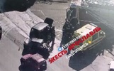 В жестком тройном ДТП в Ярославле пострадал водитель