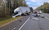 В Ярославской области водитель «Тойоты» погиб после ДТП с грузовым «Мерседесом»