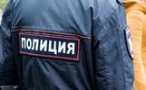 В Тутаеве босоногий мужчина бился об машины