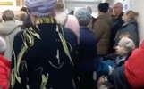 В ярославской больнице выстроилась огромная очередь за льготными лекарствами