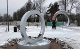 В Ярославской области к зиме сдали фонтаны в виде обручальных колец