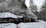 В Ярославской области восемь часов тушили сельскую баню