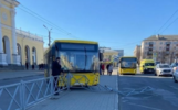 Яавтобус снёс забор рядом с вокзалом в Ярославле