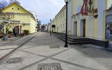 В пешеходном центре Ярославля устанавливают фонтан в виде рояля