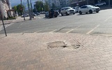 В центральной части Ярославля провалилась недавно уложенная плитка