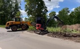 В Ярославле на улице Зеленцовской делают новые тротуары