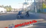 Самокатчик и велосипедист устроили ДТП на ярославской магистрали