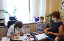 Депутатов Ярославской облдумы привили от коронавируса прямо на рабочем месте