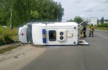 «Скорая помощь» в Рыбинске отсудила у своего водителя четверть миллиона за таран столба в ДТП