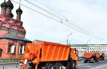 В Ярославле коммунальщики летом боролись со снегопадом