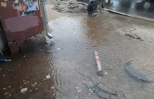 «Поймали погоду»: в Ярославле утонул ремонт улицы Комсомольская