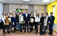 Мэр Ярославля наградил волонтеров, которые помогают врачам в больницах